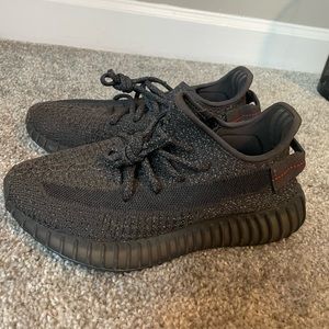 Yeezy boost 350 v2 reflective